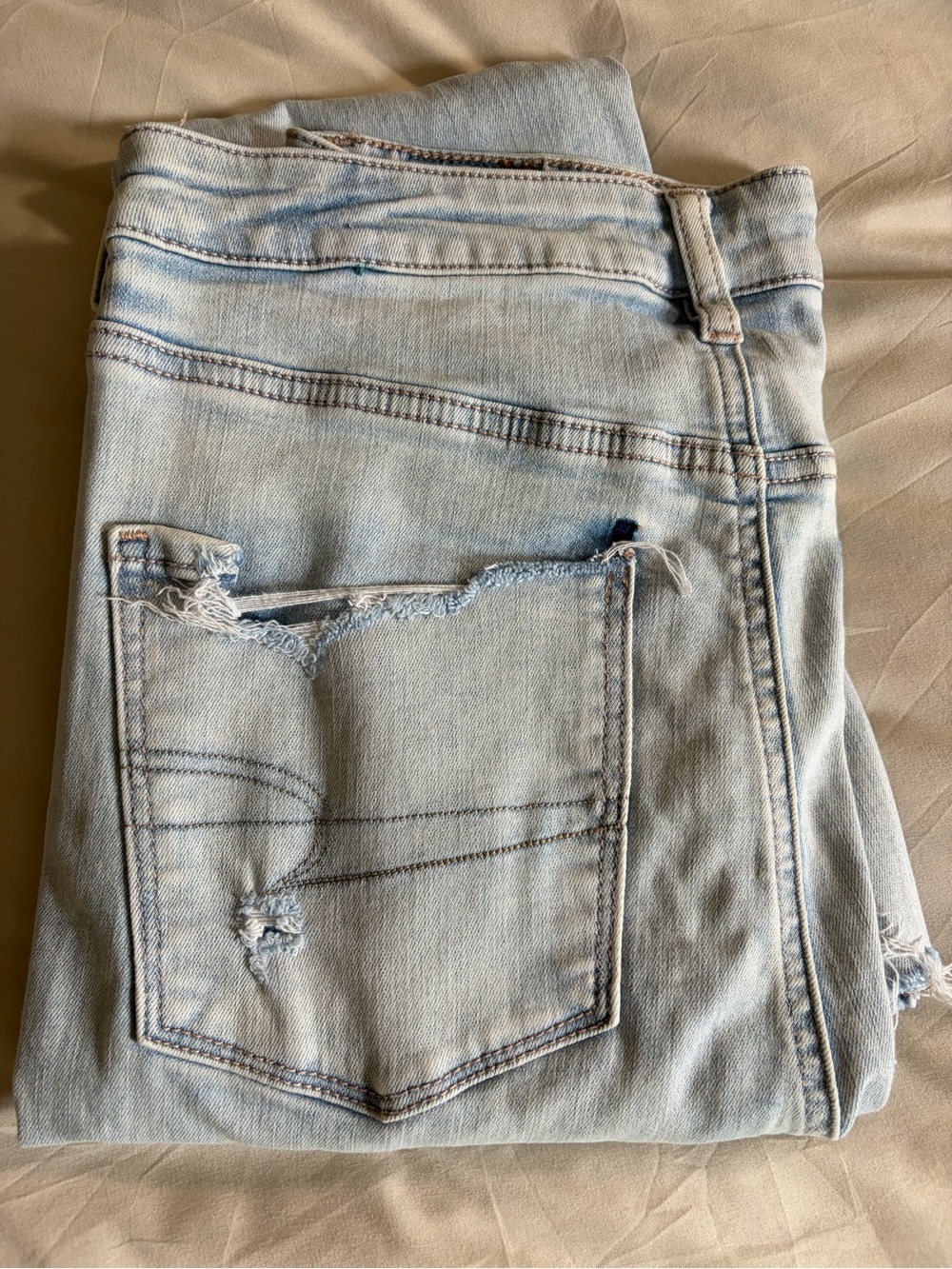 American Eagle Outfitters Light Wash Distressed High Rise Jeans
